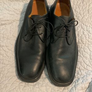 Cole haan city dress shoes. Size 11.